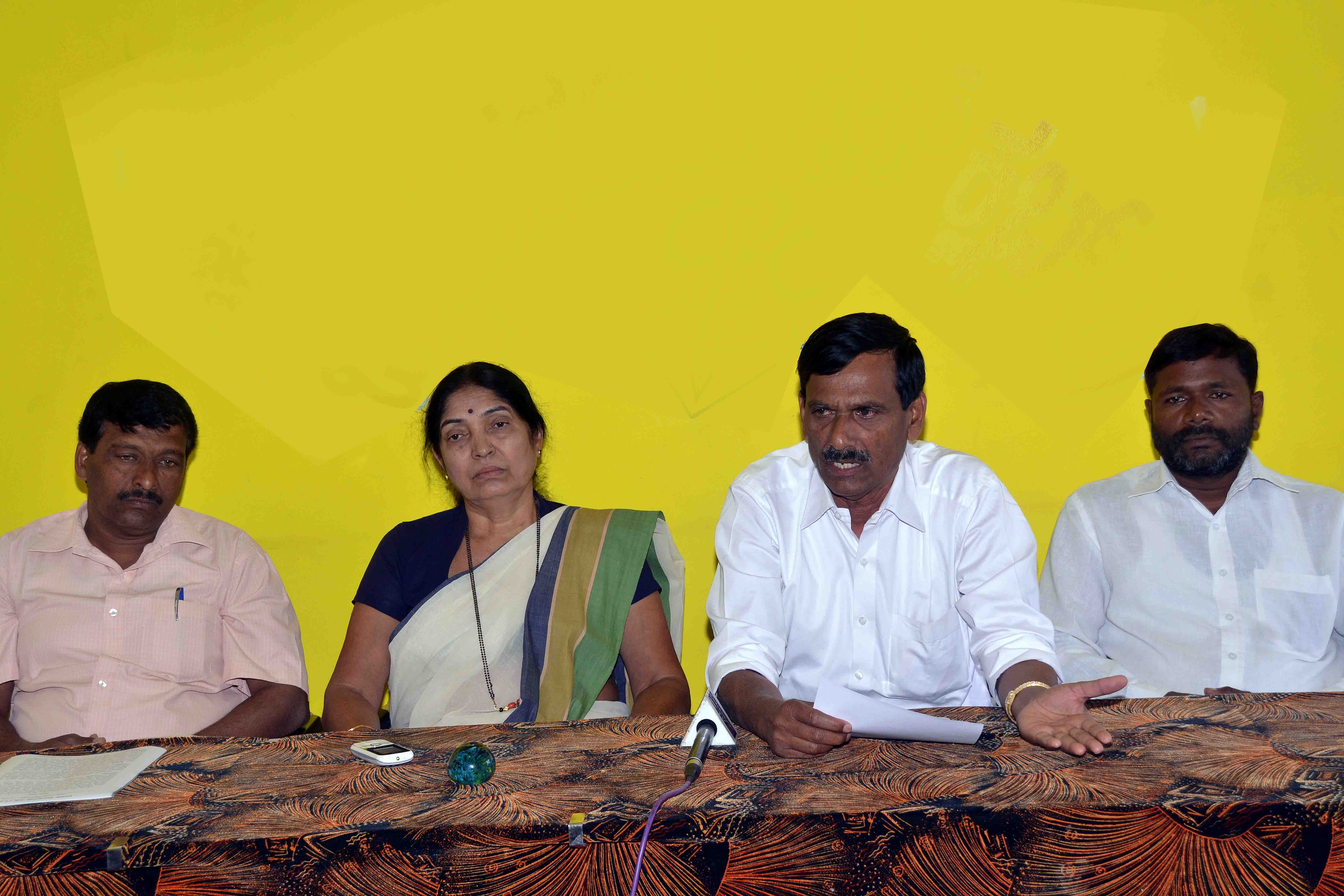 ಬಾಬಾಬುಡಾನ್‍ಗಿರಿ ಮತ್ತು ವಿವಿಧಡೆ ಗಲಬೆ ನಡೆಸಿದವರ ವಿರುದ್ಧ ಕ್ರಮಕ್ಕೆ ಒತ್ತಾಯ